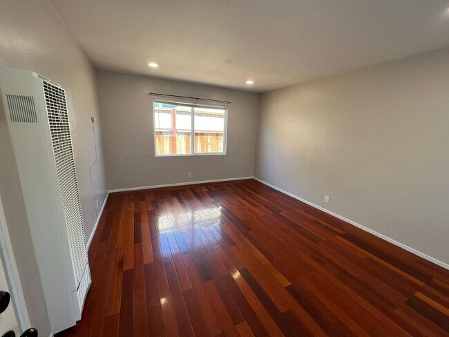 Foto del edificio - Single level condo