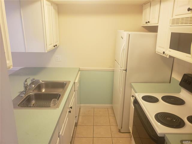 Building Photo - 425 S Geyer Rd