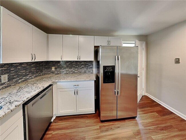 Building Photo - 111 Leathers Cir NW