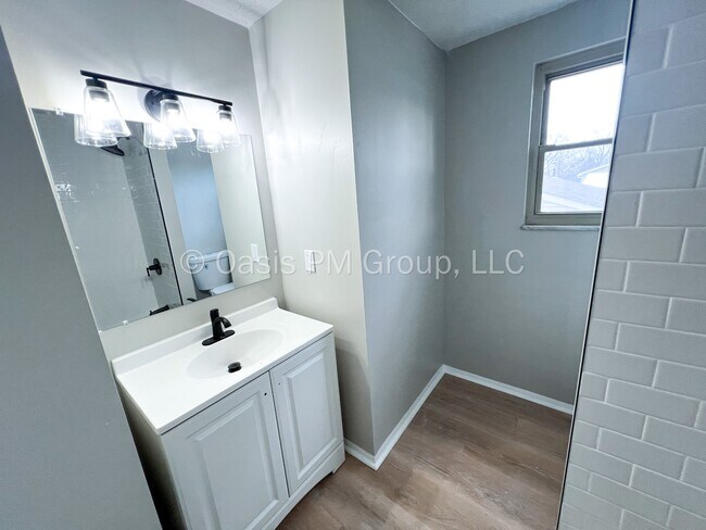 Foto del edificio - 7034 Rockhaven Pl