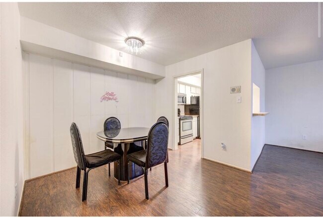Foto del edificio - 4637 Wild Indigo St