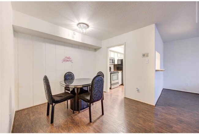 Building Photo - 4637 Wild Indigo St