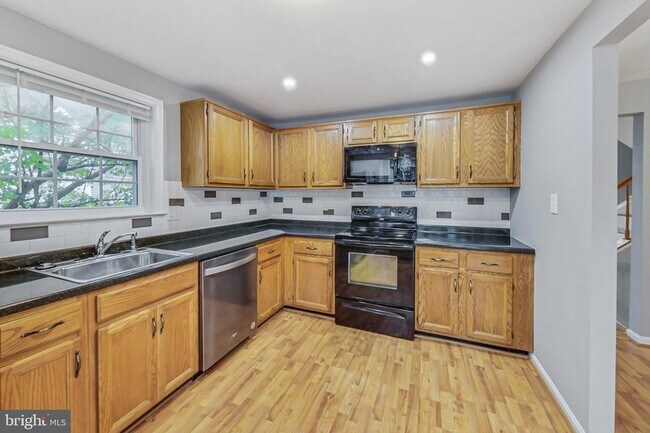 Foto del edificio - 10615 Prairie Landing Terrace
