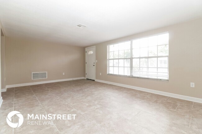 Foto del edificio - 7824 Cherrytree Ln