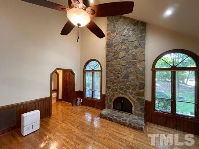 Building Photo - 1420 Bascomb Dr