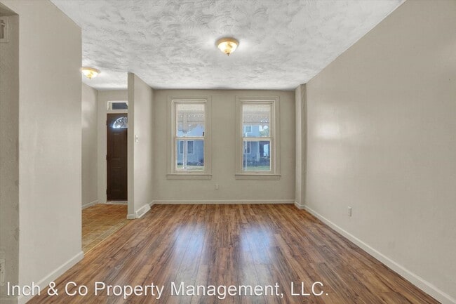 Building Photo - 5 br, 1.5 bath House - 37 E 10th Avenue