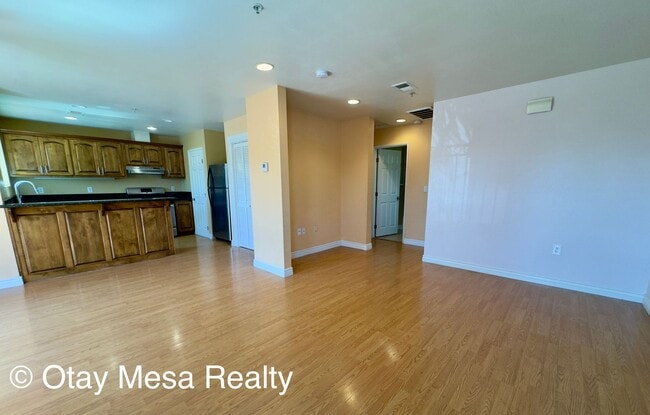 Building Photo - 1061 Saturn Blvd