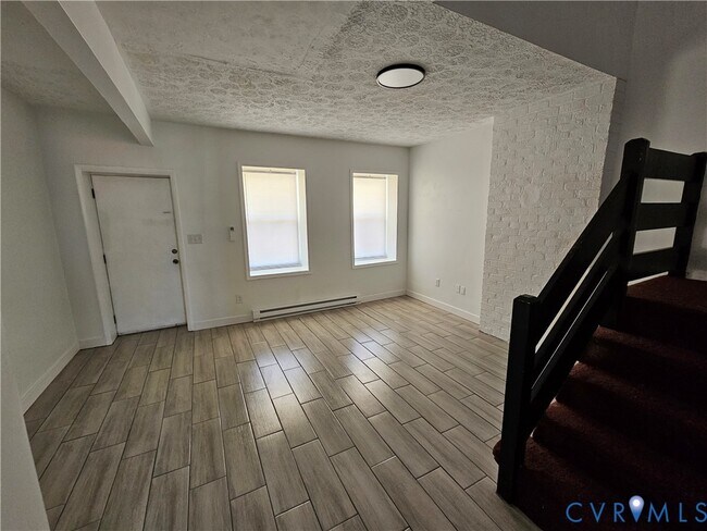 Foto del edificio - 2111 Bainbridge St