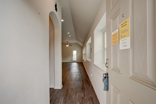 Building Photo - 673 Nautical Lp