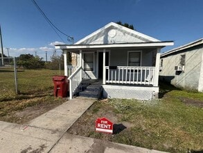 Building Photo - 516 E Laura St