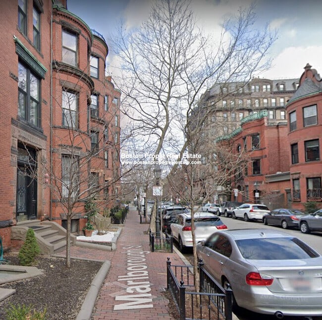 Building Photo - 429 Marlborough St