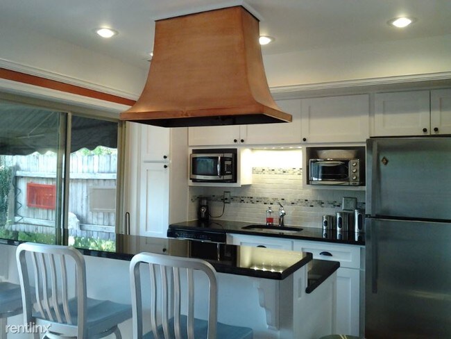 Foto del edificio - 2 br, 2 bath Townhome - 112 Culpepper Dr