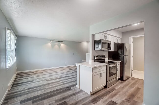 Interior Photo - Chardon Place Apartments and Townhomes