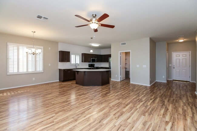 Building Photo - 11231 E Covina Cir