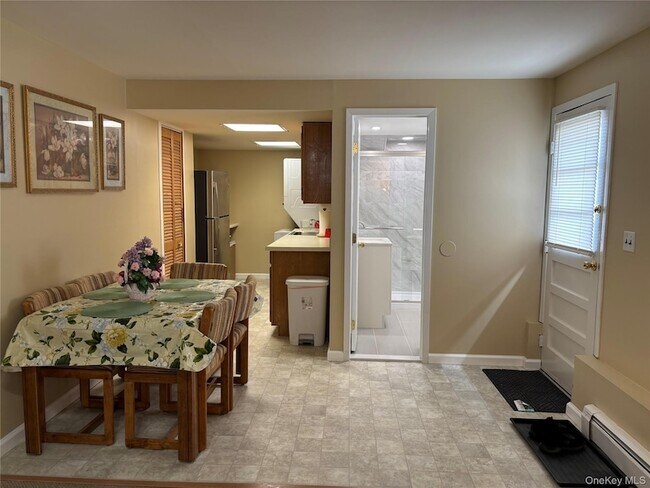 Foto del edificio - 293 Concord Ave