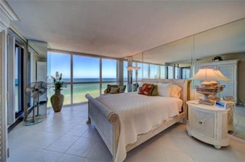 Foto del edificio - 10410 S Ocean Dr