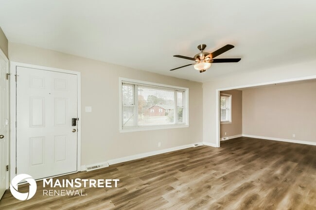 Building Photo - 207 Breedlove Ave