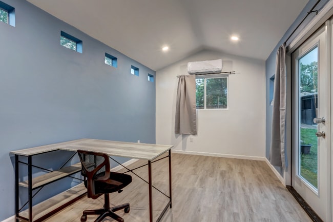 Building Photo - 7777 Umatilla St