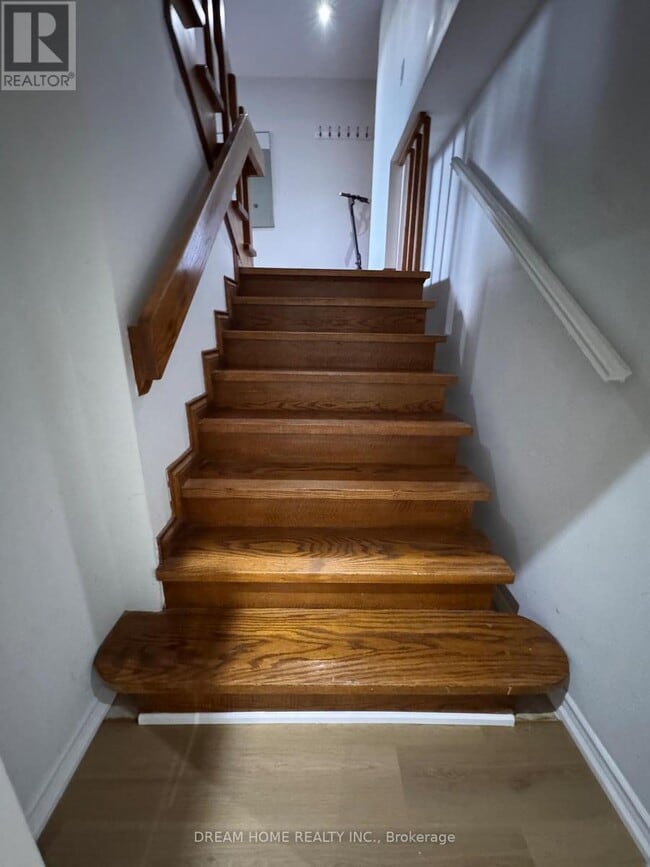 Photo du bâtiment - 2838 Kingsberry Crescent