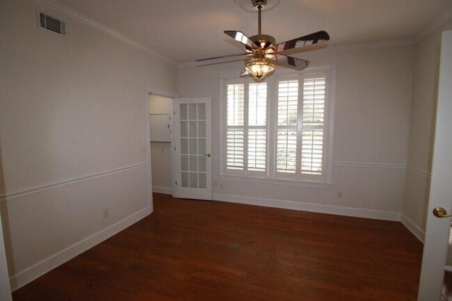 Foto del edificio - 183 W Commons Dr