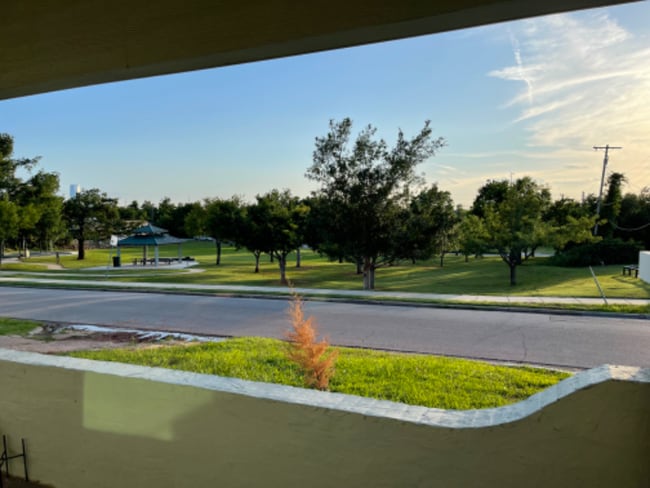 Photo - 2312 N Everest Ave House