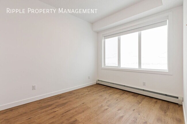 Photo du bâtiment - Modern 2 Beds+ Den, 2 Baths Apartment/Condo | 2 Pets Allowed. 20lbs Max
