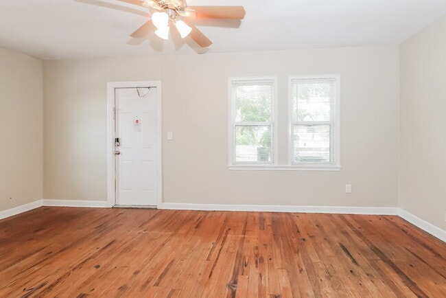 Building Photo - 532 S K St