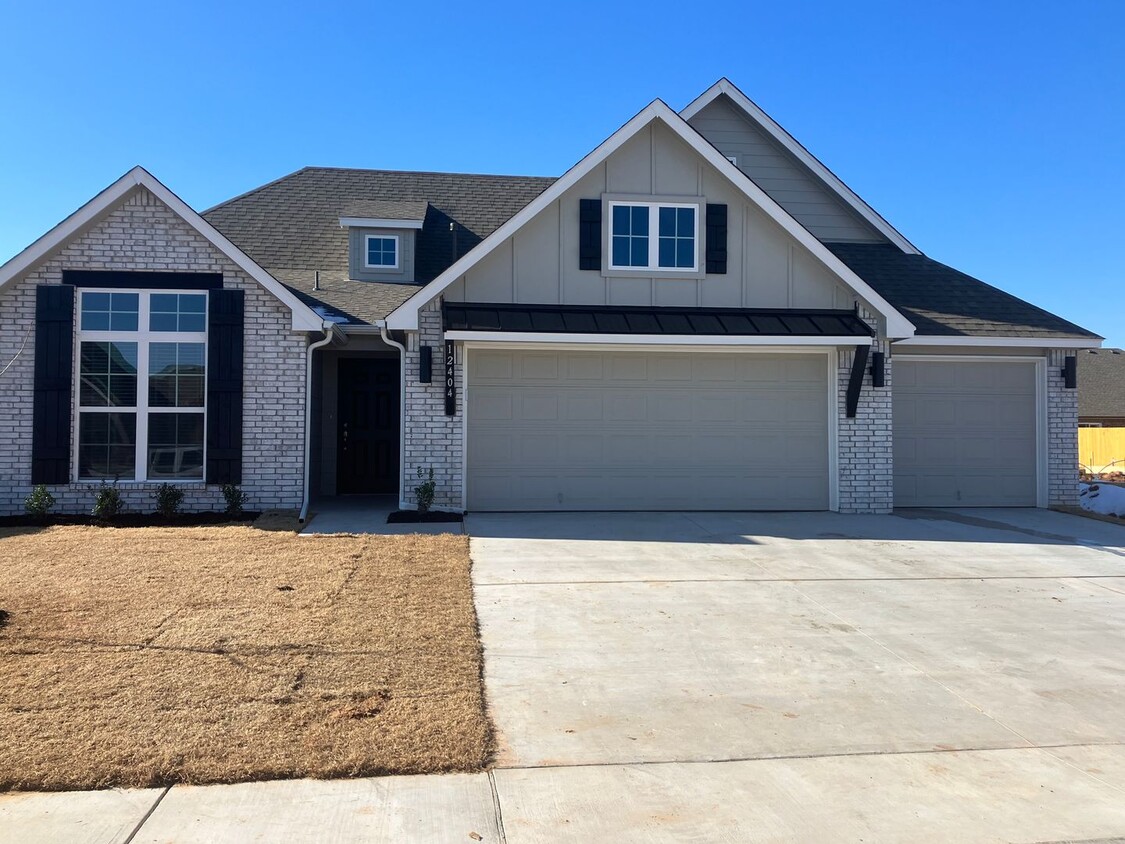 Primary Photo - Stunning New Construction Home 4 Bed 3 Bat...