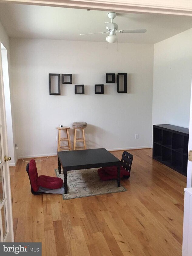 Primary Photo - 1749 Allerford Dr