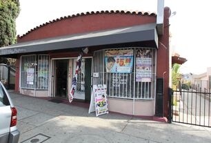 Foto del edificio - 724 S Soto St