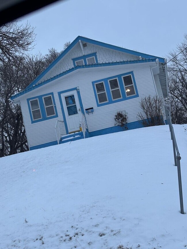 Foto del edificio - 624 N Lewis Ave