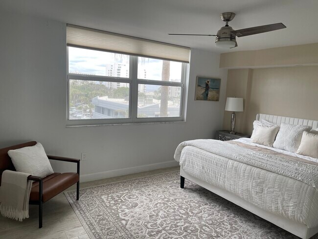 Foto del edificio - 3594 S Ocean Blvd