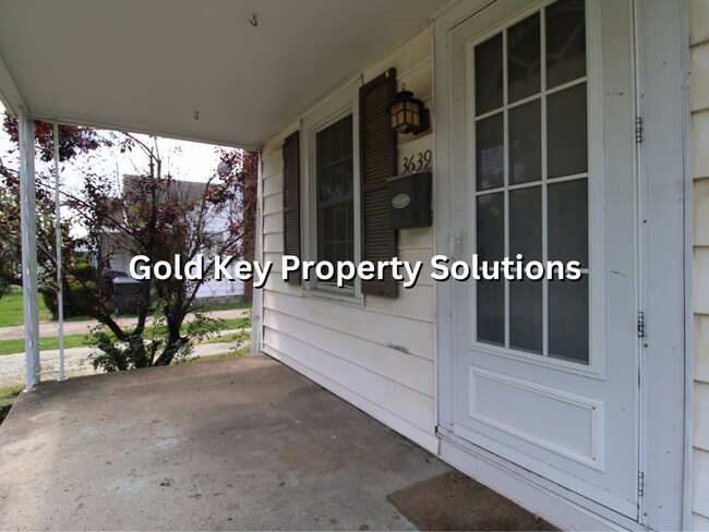Foto del edificio - 3 Bed 1 Bath Home For Rent W/ Detached Gar...