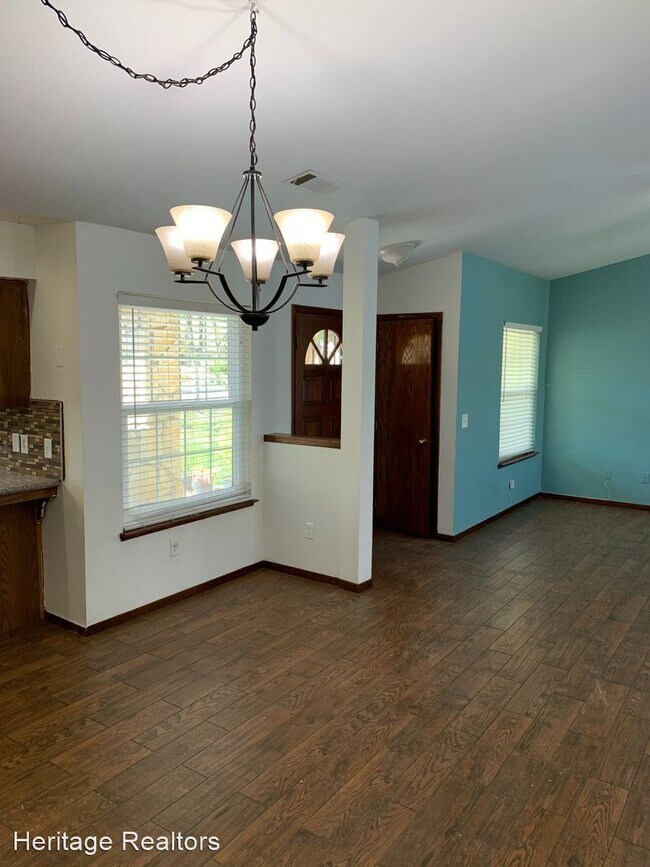 Foto del edificio - 4 br, 3 bath House - 232 Somerset Dr