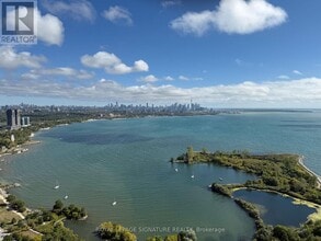 Building Photo - 20 Shore Breeze Dr Building Photo - 20 Shore Breeze Dr