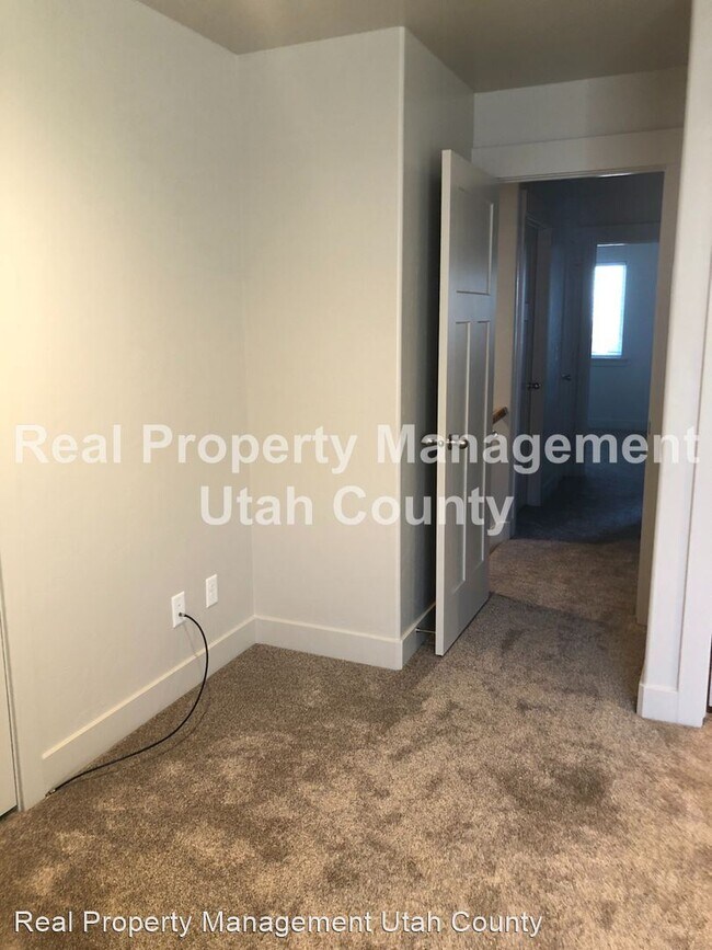 Foto del edificio - 3 br, 2.5 bath House - 189 E 610 S