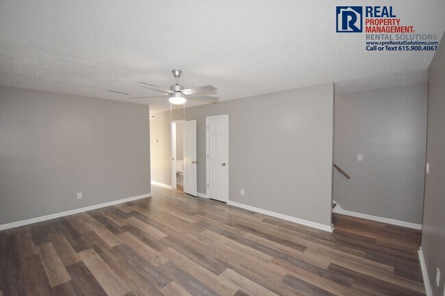 Building Photo - Adorable, remodeled 2 bedroom in Smyrna! S...