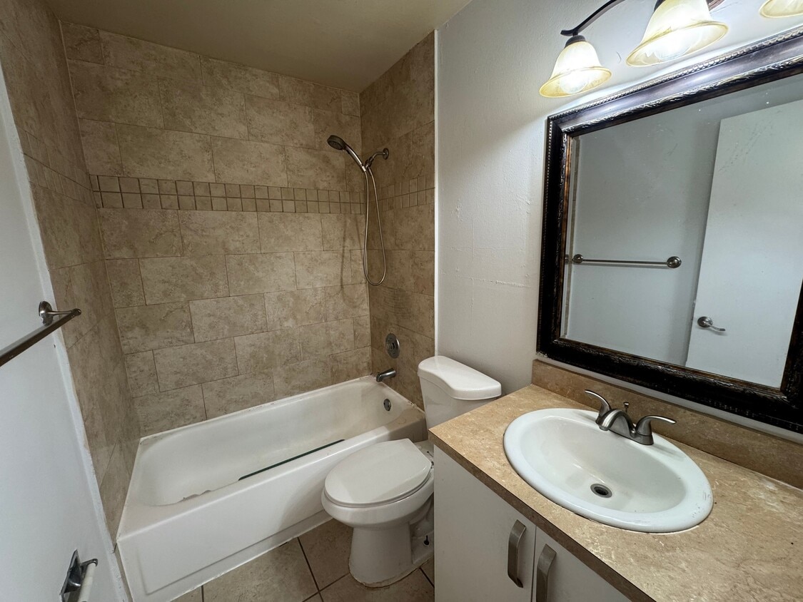 Primary Photo - 4501 Treehouse Ln