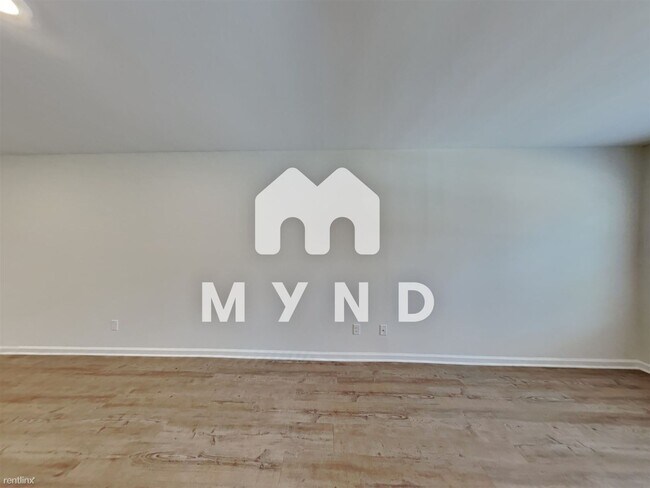 Building Photo - 3 br, 2.5 bath Townhome - 11 Cardinal Ct