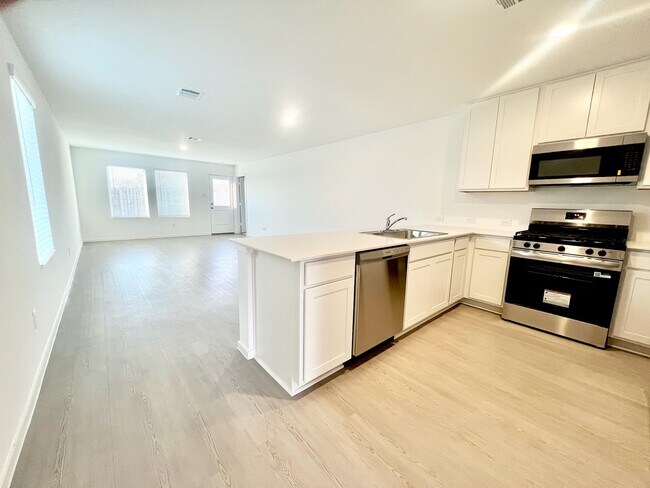 Foto del edificio - 921 Lago Laceno Ln