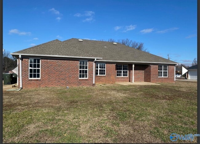 Building Photo - 110 Emory Dr