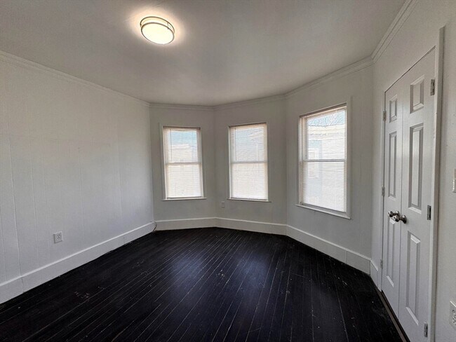 Foto del edificio - 11 Fairmont Pl