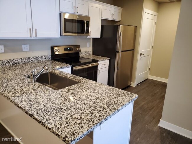 Foto del edificio - 2 br, 2 bath Apartment - 34700  Seaglass Dr