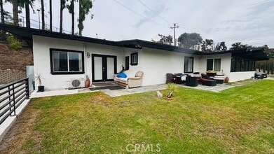 Building Photo - 2560 S Buenos Aires Dr
