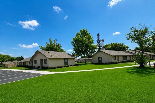 Foto del edificio - Laurel Hills Villas, a 55+ Community