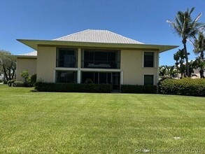 Building Photo - 3 SE Turtle Creek Dr