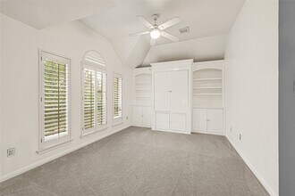 Building Photo - 7915 Wolfield Ln