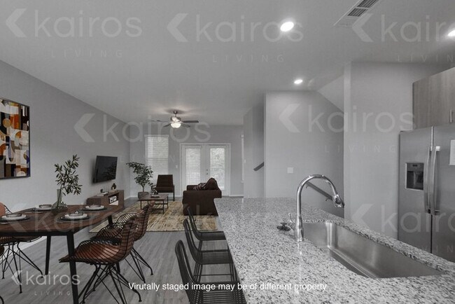 Foto del edificio - 1518 S Razorback Rd