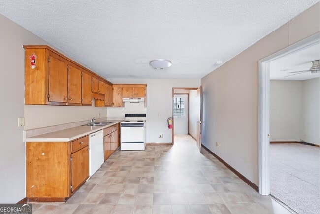 Foto del edificio - 124 Evergreen Trail SE