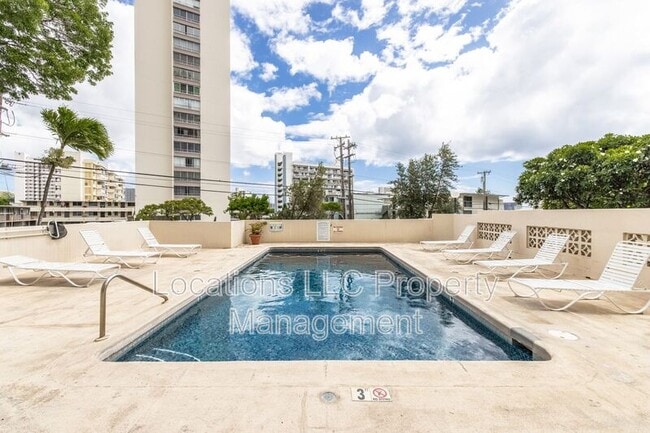 Foto del edificio - 1702 Kewalo St